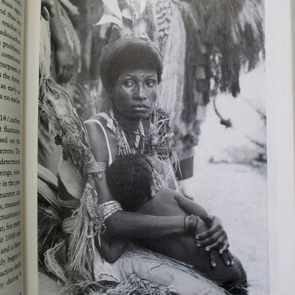 Book - Guns, Germs, and Steel: The Fates of Human Societies by Jared Diamond - Picture 6 of 10